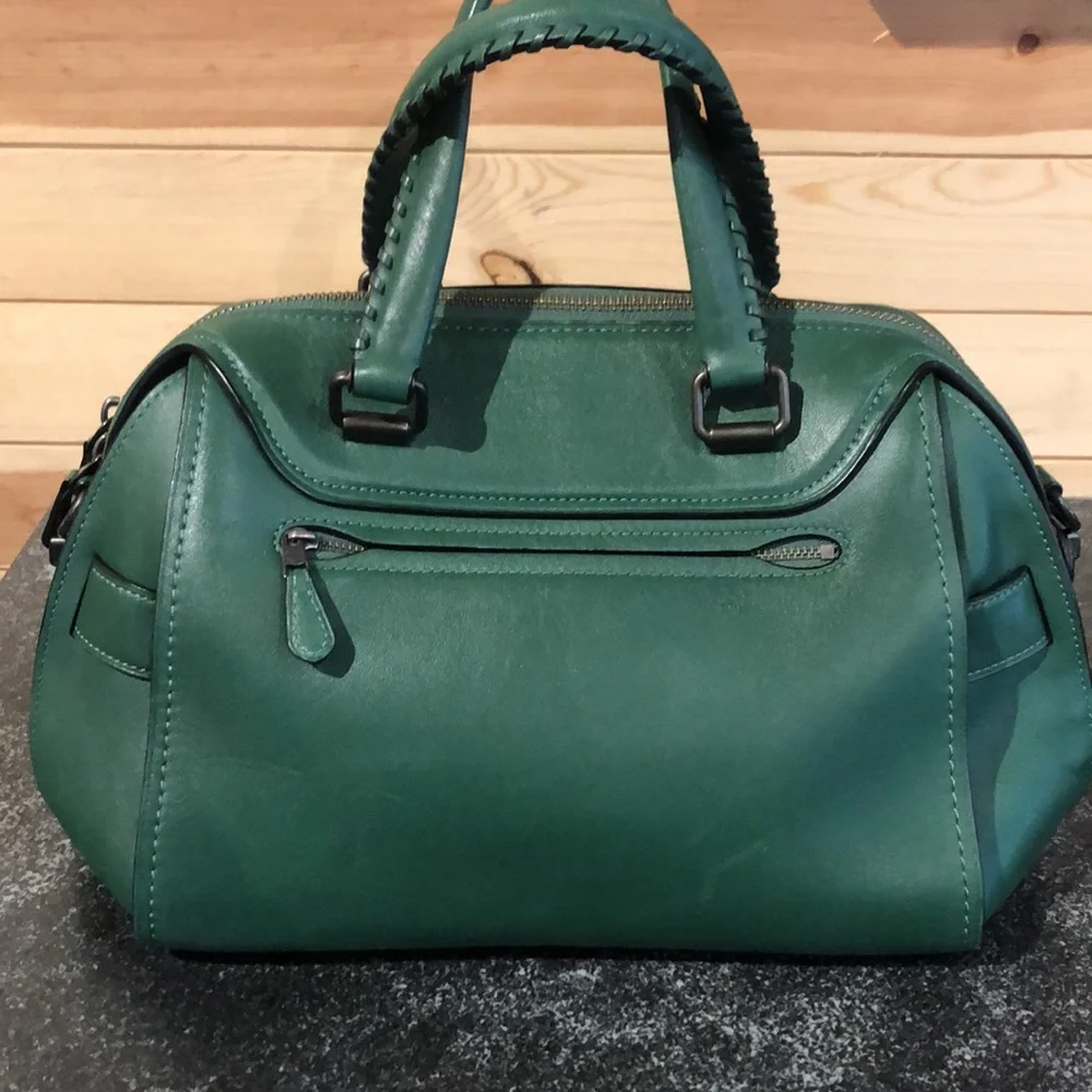 🛑SOLD🛑Racing Green Coach Ace! - Picture 4 of 14